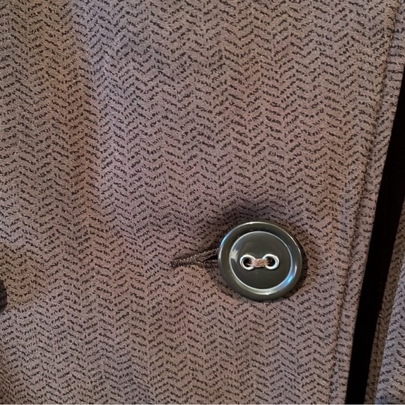 LULULEMON Brown Herringbone Double Breasted Studio Trench Coat. Size 6 - Picture 7 of 11